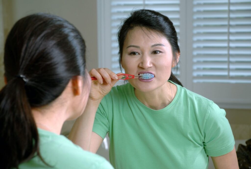 tips to keep your teeth healthy