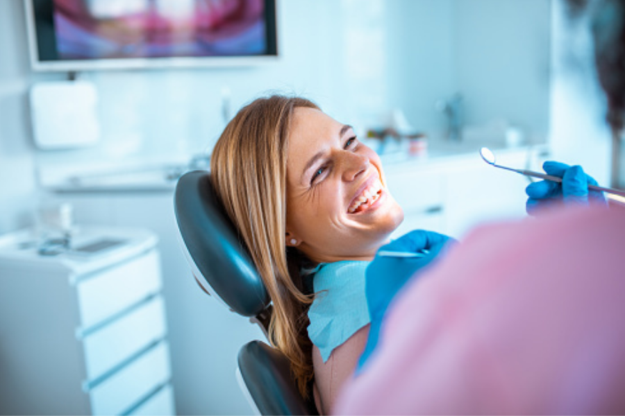 Why You Should Consider Professional Teeth Whitening (1)